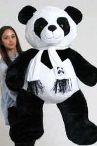 Плюшевая панда чёрно белая